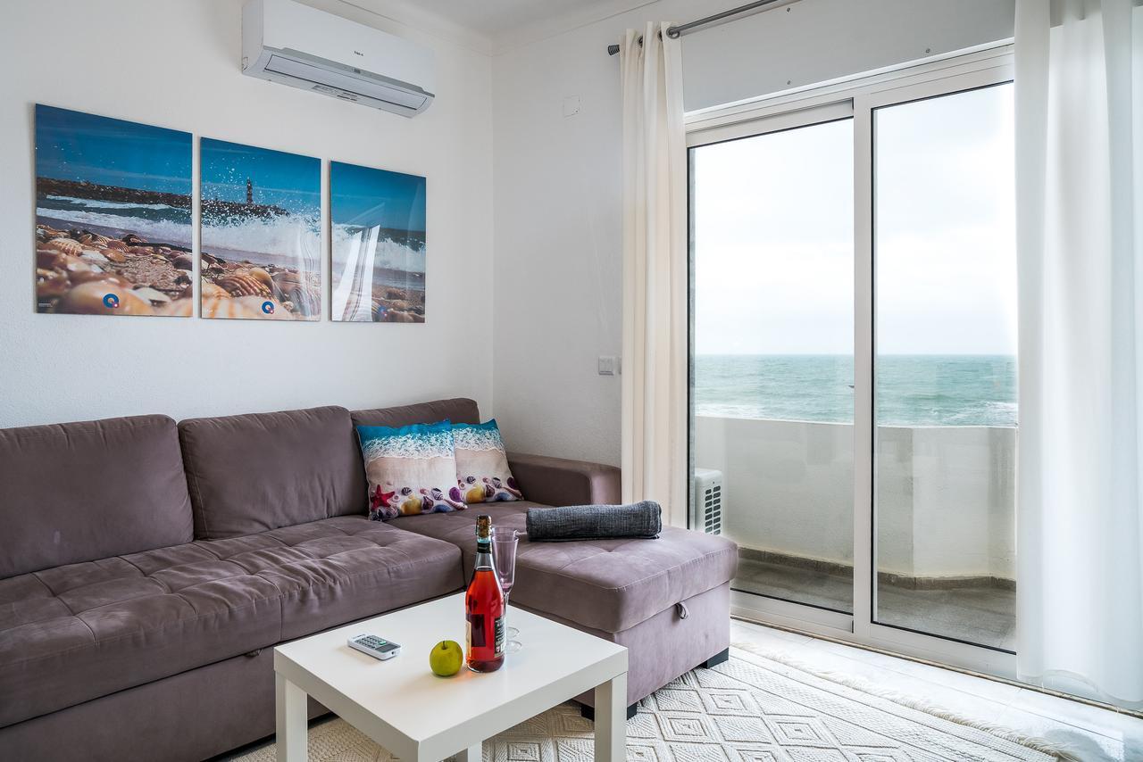 Ferienwohnung T2 Avenida- Frente Mar, Ar-Condicionado, Wifi Quarteira Exterior foto